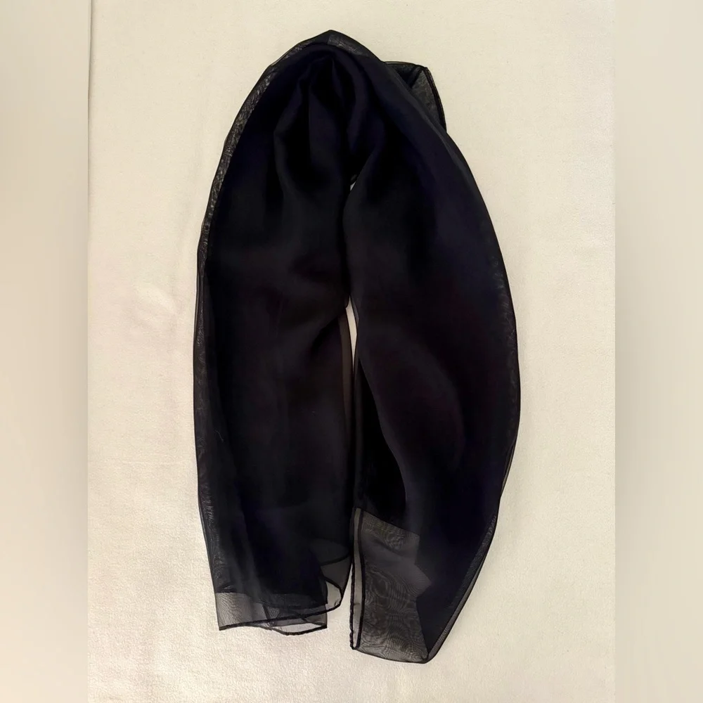 Chic Sheer Black Wrap - Picture 4 of 12